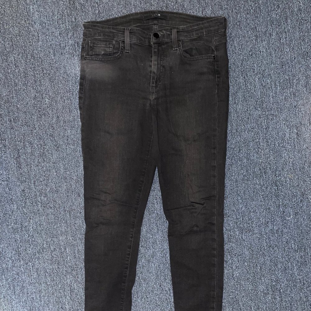 Joe's black skinny jean, size 28